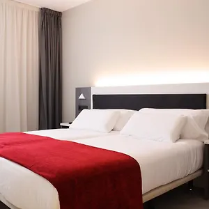 New Bilbao Airport 3* דריו