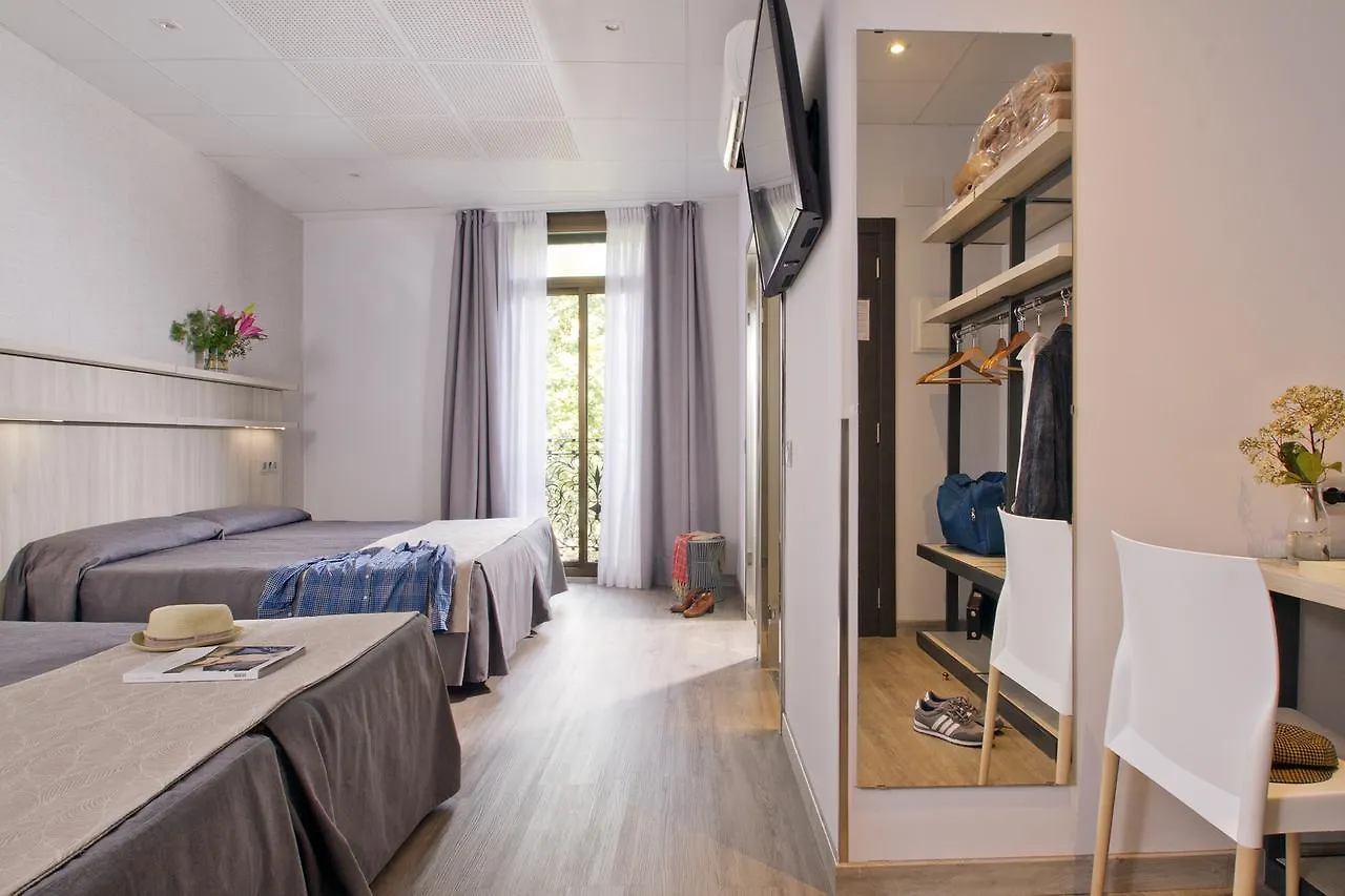 Hostal Benidorm Barcelona Guest house