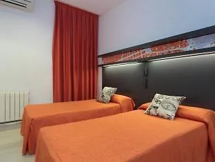 Отель Hostal Benidorm Барселона Испания